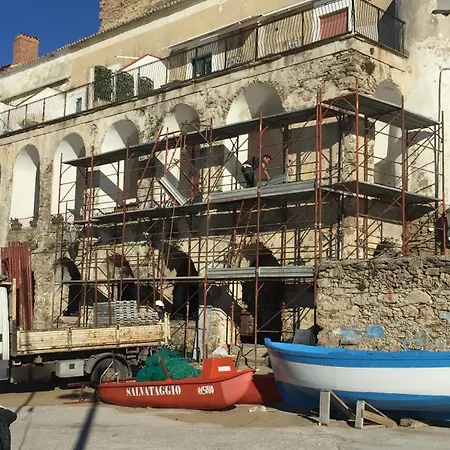 Cerza Di Ferro Castellabate